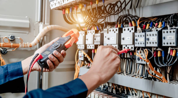 Best Local Electrician Companies  in Inverness Highlands North, FL